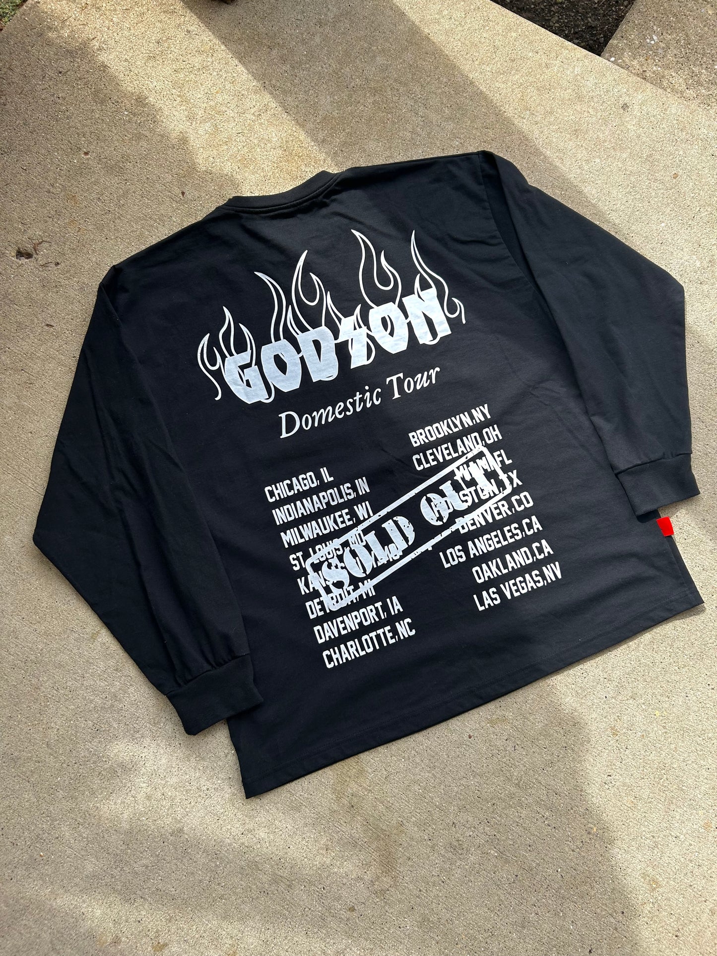 Domestic Tour Long-sleeve T-shirt